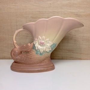 Hull Art 🌼 Vintage Waterlilly Cornucopia Flower Vase Planter Home Decor Accent